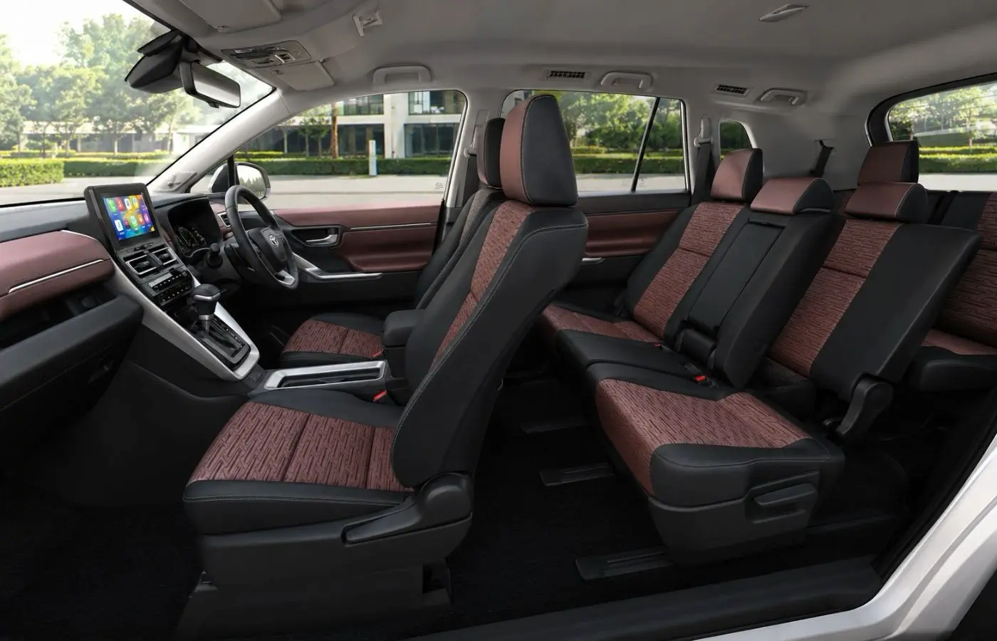 Toyota Innova Hycross for comfort suv / mpv in India - photo 2