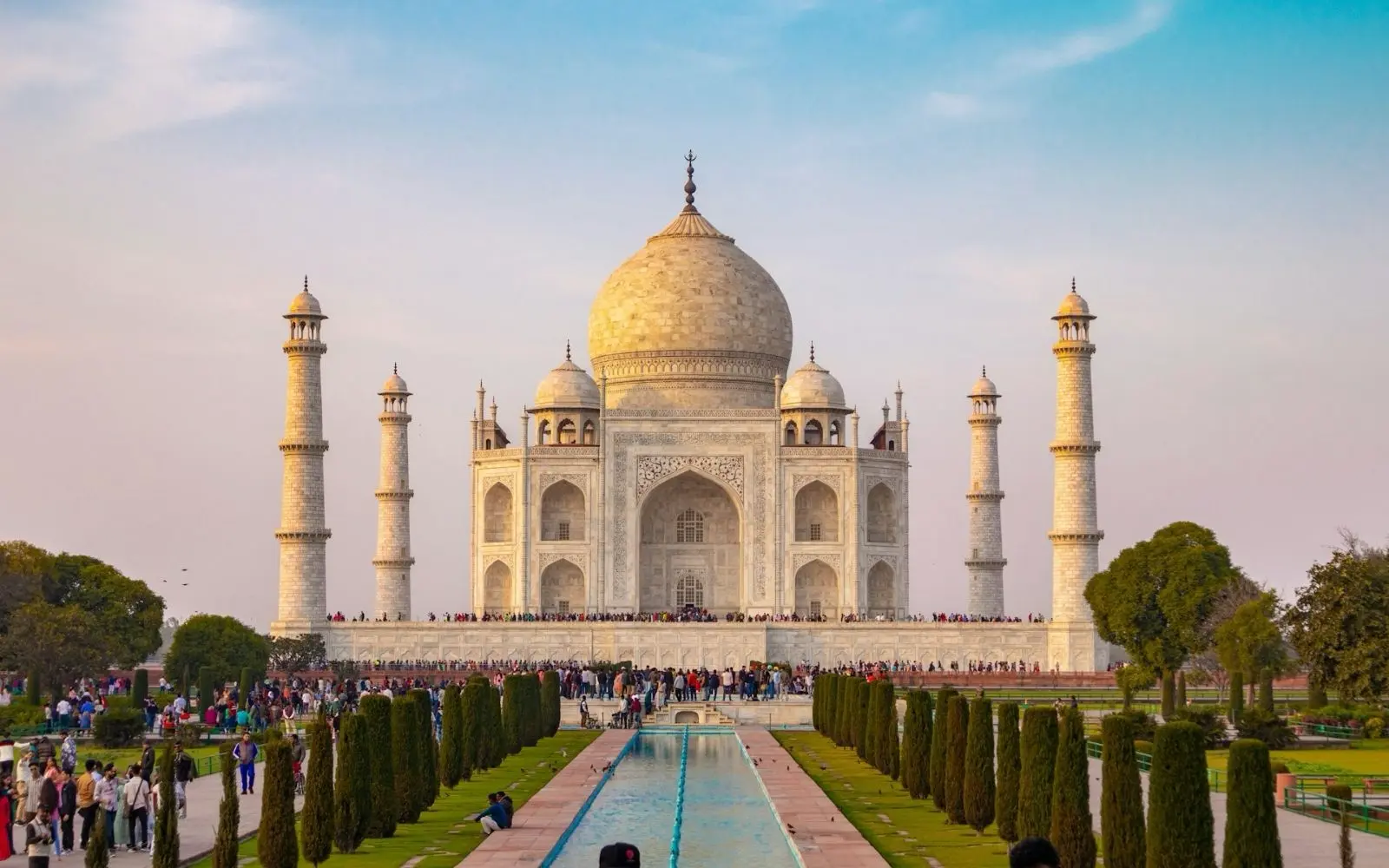 Delhi to Taj Mahal Same-Day Private Trip covering Delhi · Agra with private car and transport planning in India