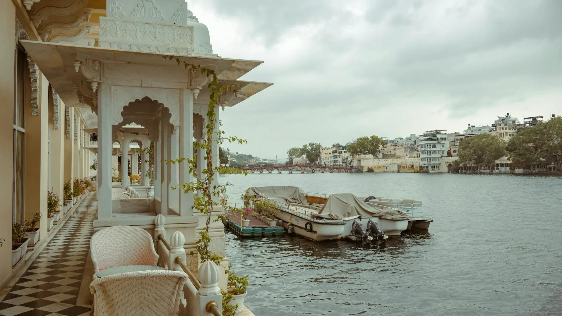 Grand Rajasthan with Delhi & Agra – 11 Days covering Delhi · Agra · Jaipur · Pushkar · Jodhpur · Jaisalmer · Udaipur with private car, route planning and transport support in Rajasthan