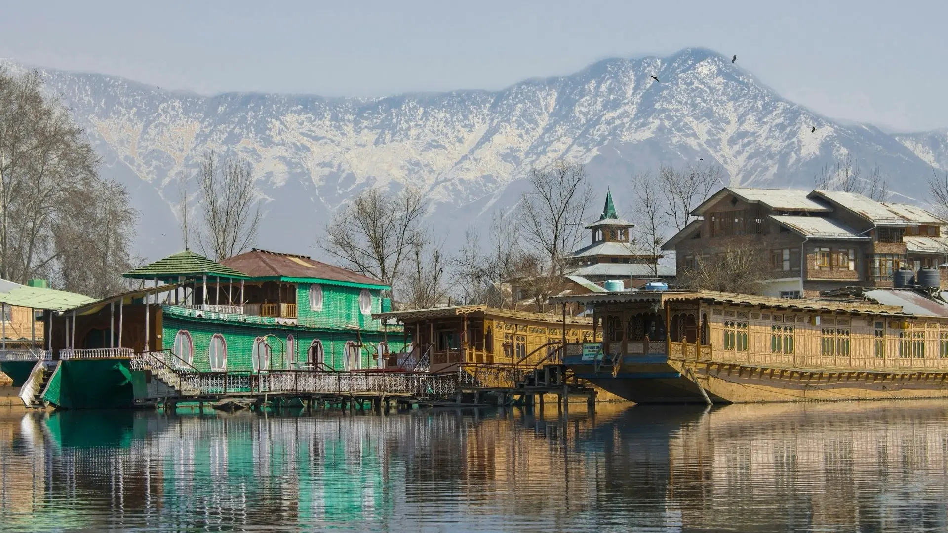 Kashmir Valley Complete Route covering Srinagar · Sonamarg · Gulmarg · Pahalgam with route planning and transport support in Kashmir